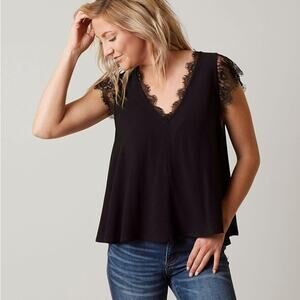 Free People Lovin’ On You Black Lace cap Sleeve Blouse v-neck solid cute minimal